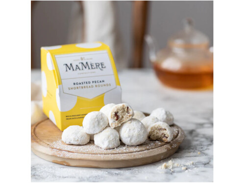 Buttery pecan shortbread rounds