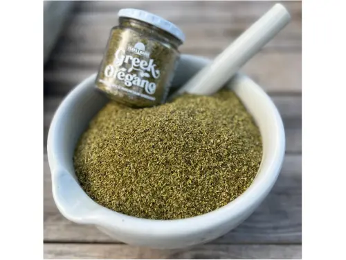 Close‑up of dried Greek oregano leaves