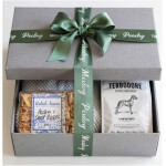 Thick Hand Woven Blanket Gift Set with fern‑green ribbon