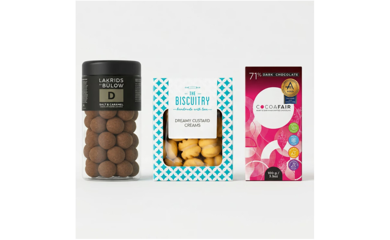 The All‑Season Luxury Indulgence – Liquorice, Chocolate & Biscuit Gift Set